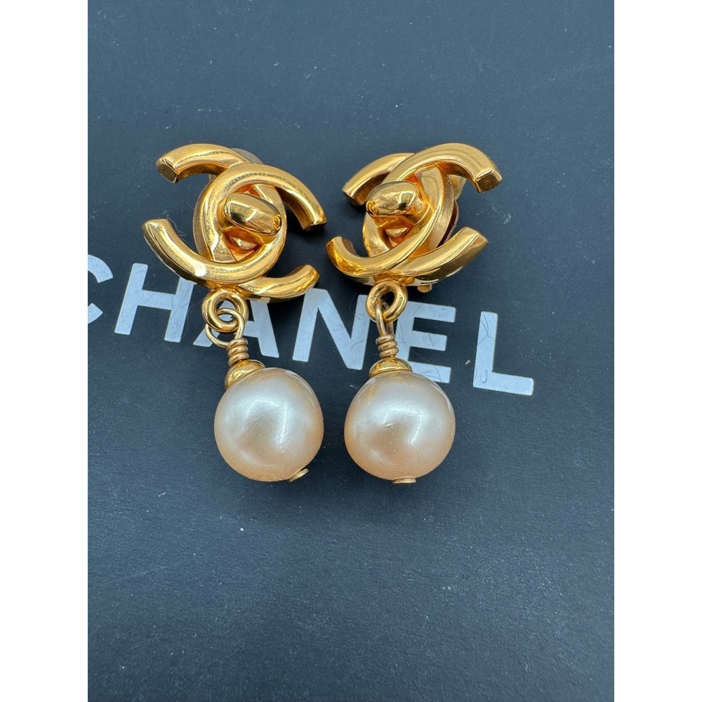 Chanel 97P Vintage CC Turnlock Pearl Drop Clip-On Earrings Gold Plated